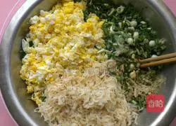 Wild Garlic Egg Vegetable Pancake Recipe Illustration 4