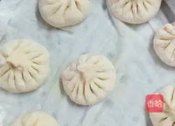 Illustration of how to make meat buns 5