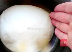 Illustration of how to make egg, fennel and steamed buns 4