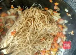 Vegetarian stir-fry Illustration of how to make noodles 6