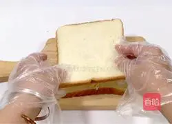 Super cute hellokitty sandwich recipe illustration 4