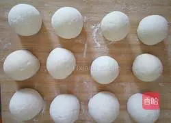 Illustration of how to make white radish meat buns 10