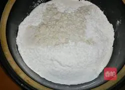 Oatmeal milky aroma Illustration of how to make steamed buns 3