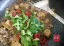 Illustration of how to make fried steamed buns 7