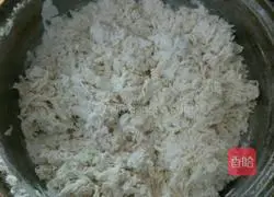 Illustration of how to make leek and pork buns 2