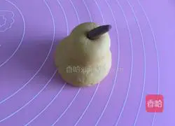 Illustration of how to make pineapple steamed buns in late autumn 14