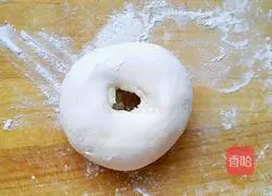 Illustration of how to make pork and kidney bean dumplings 11