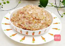 Illustration of how to make water chestnut and minced meat wonton stuffing 7