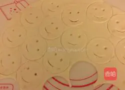 Illustration of how to make smiley potato pancakes 7
