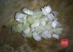 Illustration of how to make three diced fried rice 3