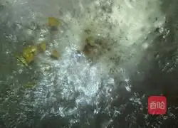 Beef Noodle Soup Recipe Illustration 2