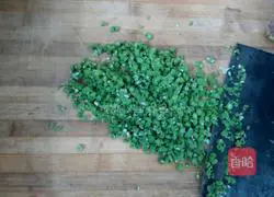 Illustration of how to make Bean and Pork Buns 5