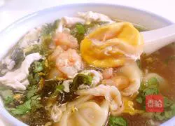 Illustration of how to make three fresh wontons 5