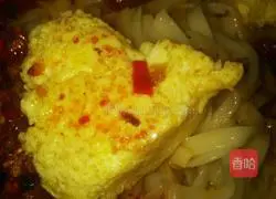Illustration of how to make fried noodles with egg custard 3