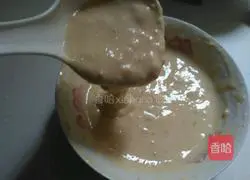 Illustration of how to make banana waffles 4