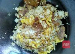 Super simple recipe of sausage and egg fried rice 3