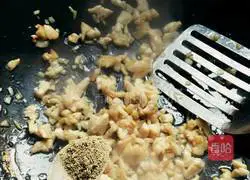 Illustration of how to make golden glutinous rice balls 7