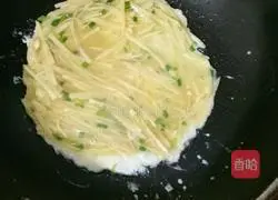 Potato shredded egg pancake recipe 4