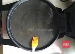 Illustration of how to make grilled chicken skewers with electric pan 7
