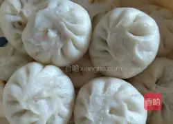 Illustration of how to make zucchini buns with oil residue 20