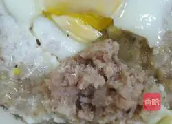 Illustration of how to make egg patties 11