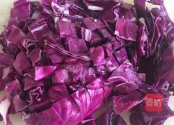 Illustration of how to make striped lace dumplings 1