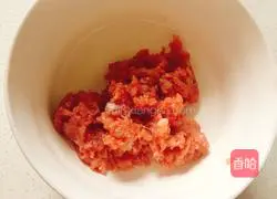 Illustration of how to make steamed buns with dried plums, vegetables and meat 4