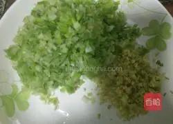 Illustration of making buns with mushroom and pork stuffing 5