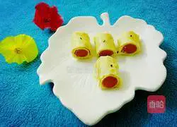 Egg pancake rolled with ham Illustration of practice 10