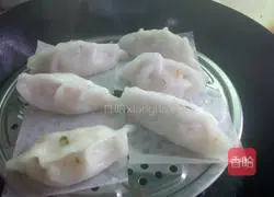 Illustration of how to make crystal dumplings 13
