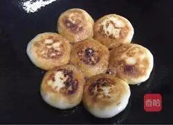 Illustration of how to make meat pie 12