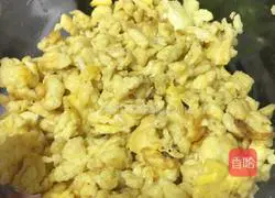 Leeks, fungus, eggs Pie recipe 2