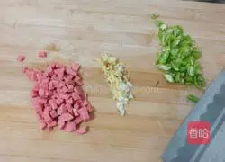 Cucumber ham Illustration of how to make egg fried rice 3