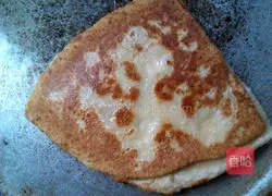 Illustration of how to make chive and pork pie 10