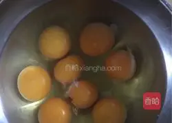 Illustration of how to make three fresh stuffed dumplings 5