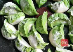 Illustration of how to make jade dumplings 10