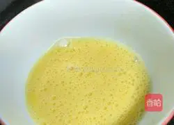 Illustration of how to make fried steamed buns 2