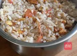 Illustration of how to make tomato and egg fried rice 6