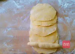 Illustration of how to make rose steamed buns 10