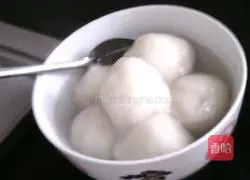 Illustration of how to cook glutinous rice balls 4