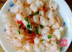 Illustration of how to make stomach-warming seafood pea sprout wontons 9