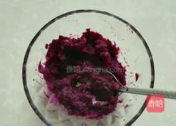 Illustration of how to make pumpkin and purple sweet potato steamed buns 3