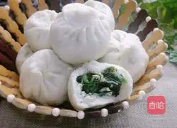 Illustration of how to make handmade buns 14