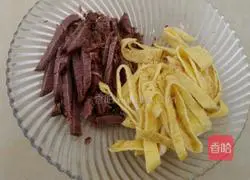 Illustration of how to make seasonal vegetable beef burrito 11