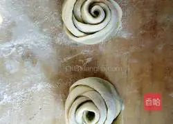 ❤ Illustration of how to make small pistil-style vegetable rose steamed buns and flowering steamed buns 11