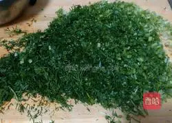 Illustration of how to make fennel and pork dumplings 3