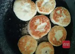 Illustration of making pancakes 7