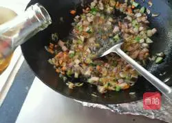 Baby's Egg Fried Rice Recipe Illustration 5