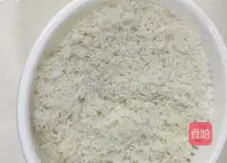 Recipe for fried rice with carrots, corn and shrimps Illustration 3