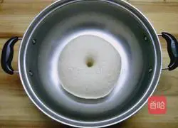 Illustration of how to make fried steamed buns 5